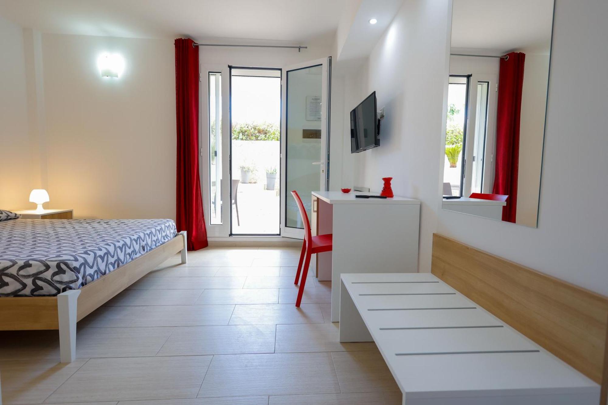 Le Murge Del Salento Hotel B&B Depandance Uggiano La Chiesa Room photo